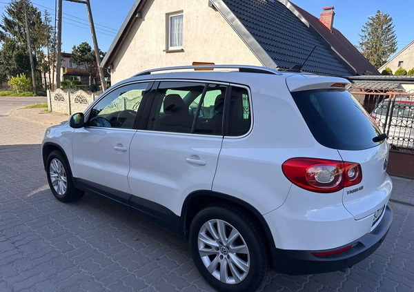 Volkswagen Tiguan cena 32900 przebieg: 135838, rok produkcji 2008 z Czersk małe 191